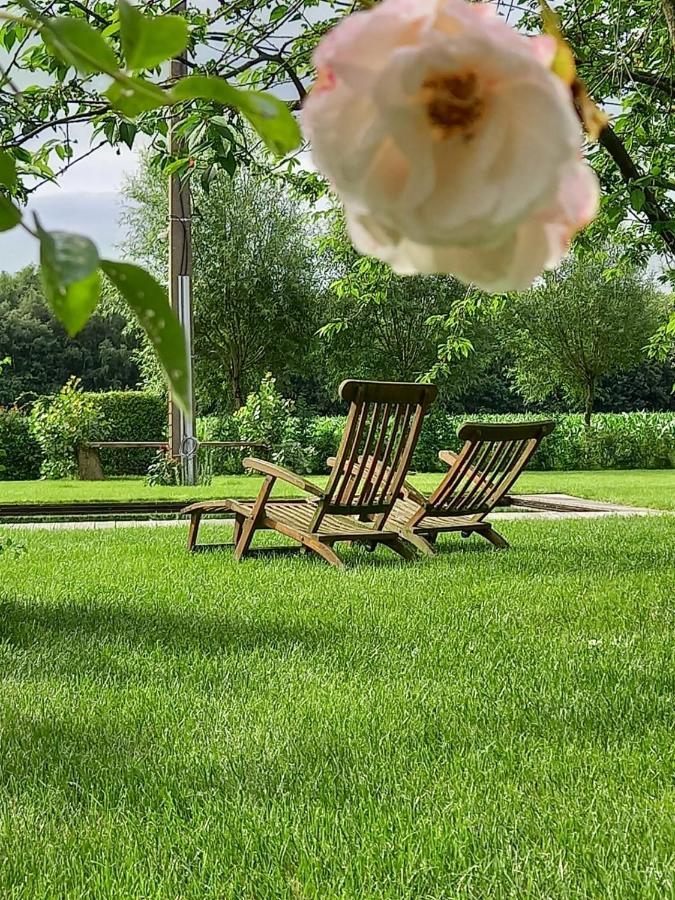 Vakantiewoning Victors Hof Tot 4 Pers Lievegem Dış mekan fotoğraf
