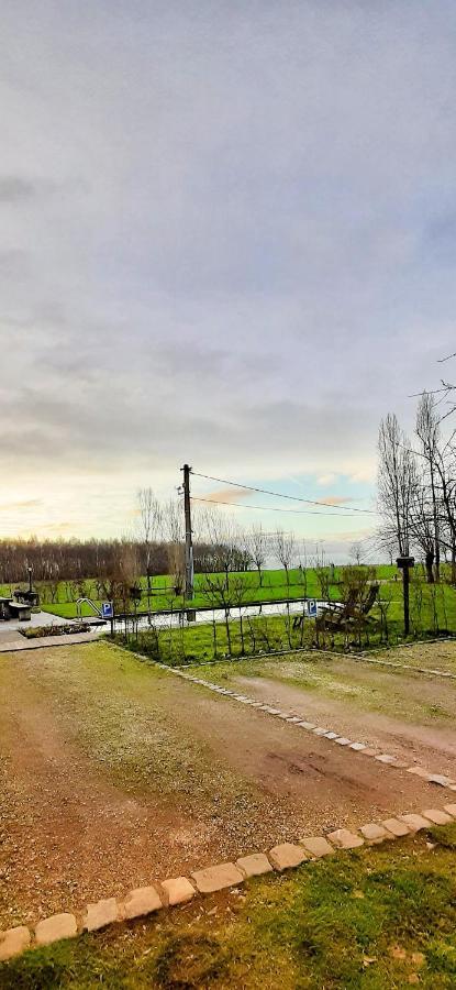 Vakantiewoning Victors Hof Tot 4 Pers Lievegem Dış mekan fotoğraf